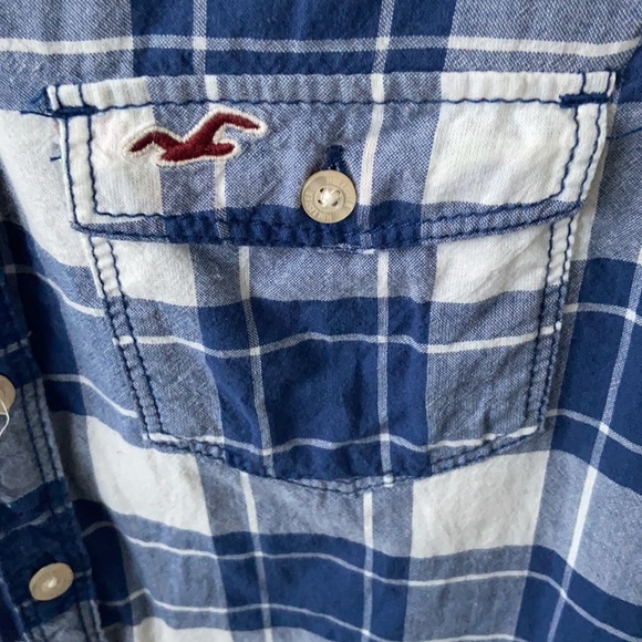 Hollister top - Picture 2 of 3